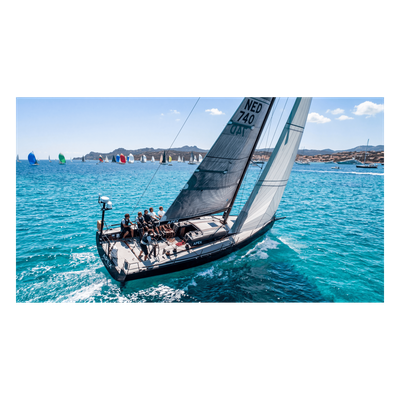 Radio Móvil Marino VHF UNIDEN UM725G / 25W RF / GPS / NMEA 2000 / DSC / IPX8
